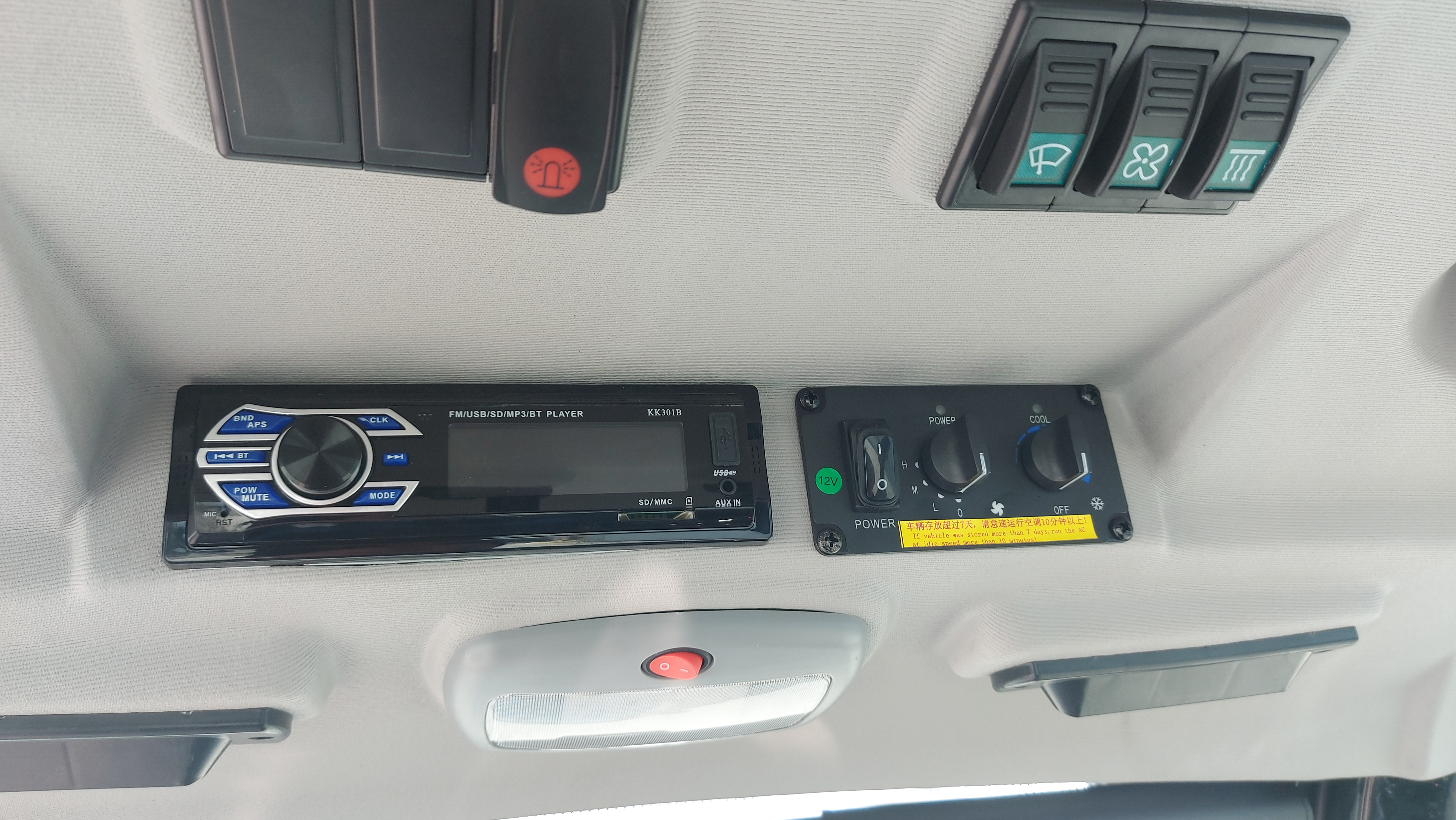 TAVOL 604 TE BIG nakladač 4v1