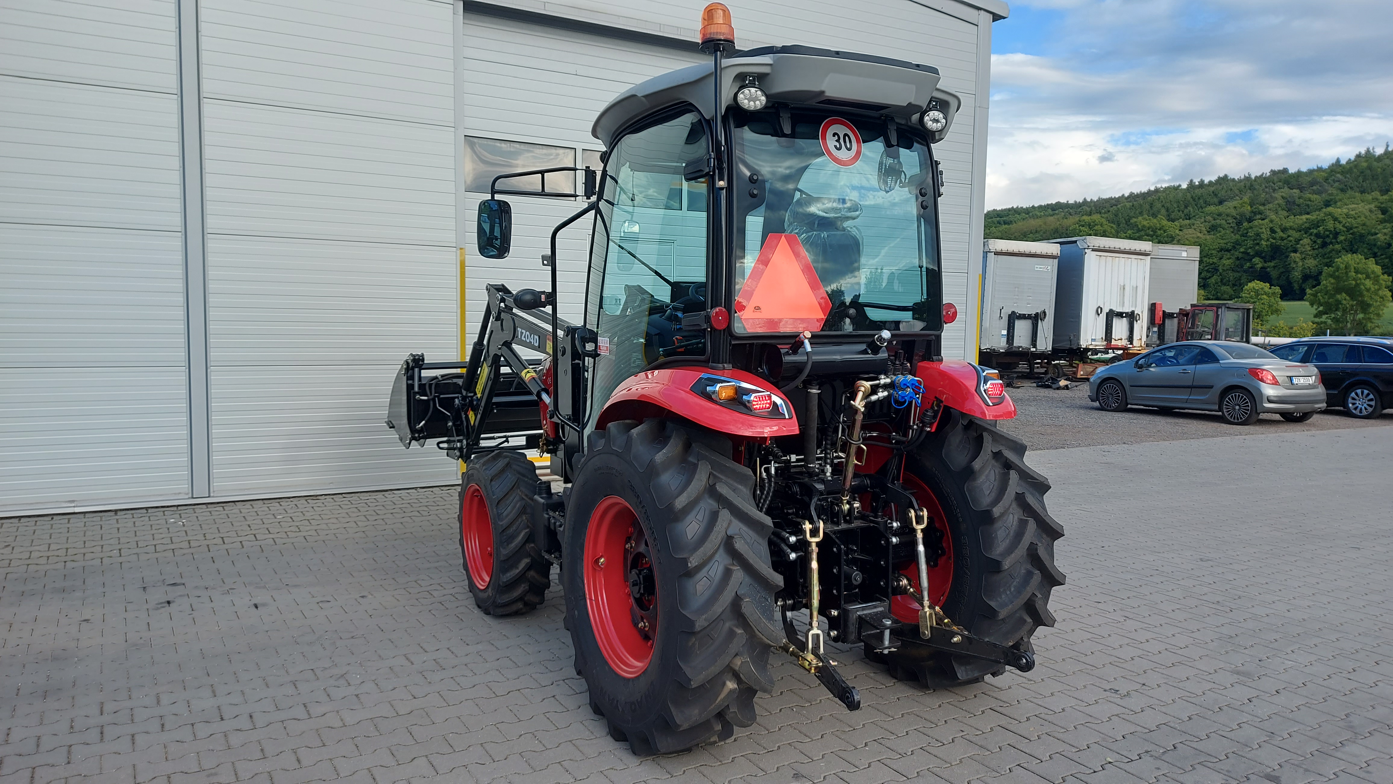 TAVOL 604 TE BIG nakladač 4v1